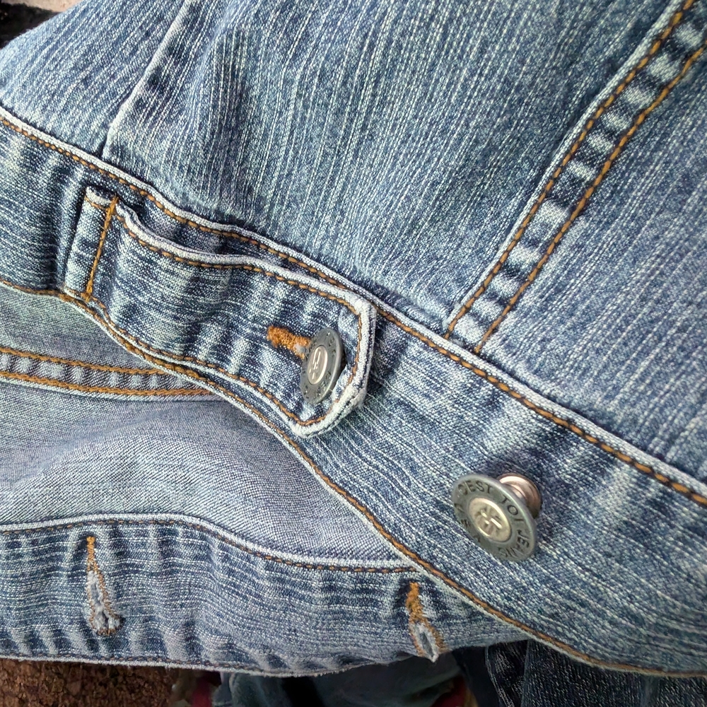Denim Jacket with Button Closure - Picture 5 of 6